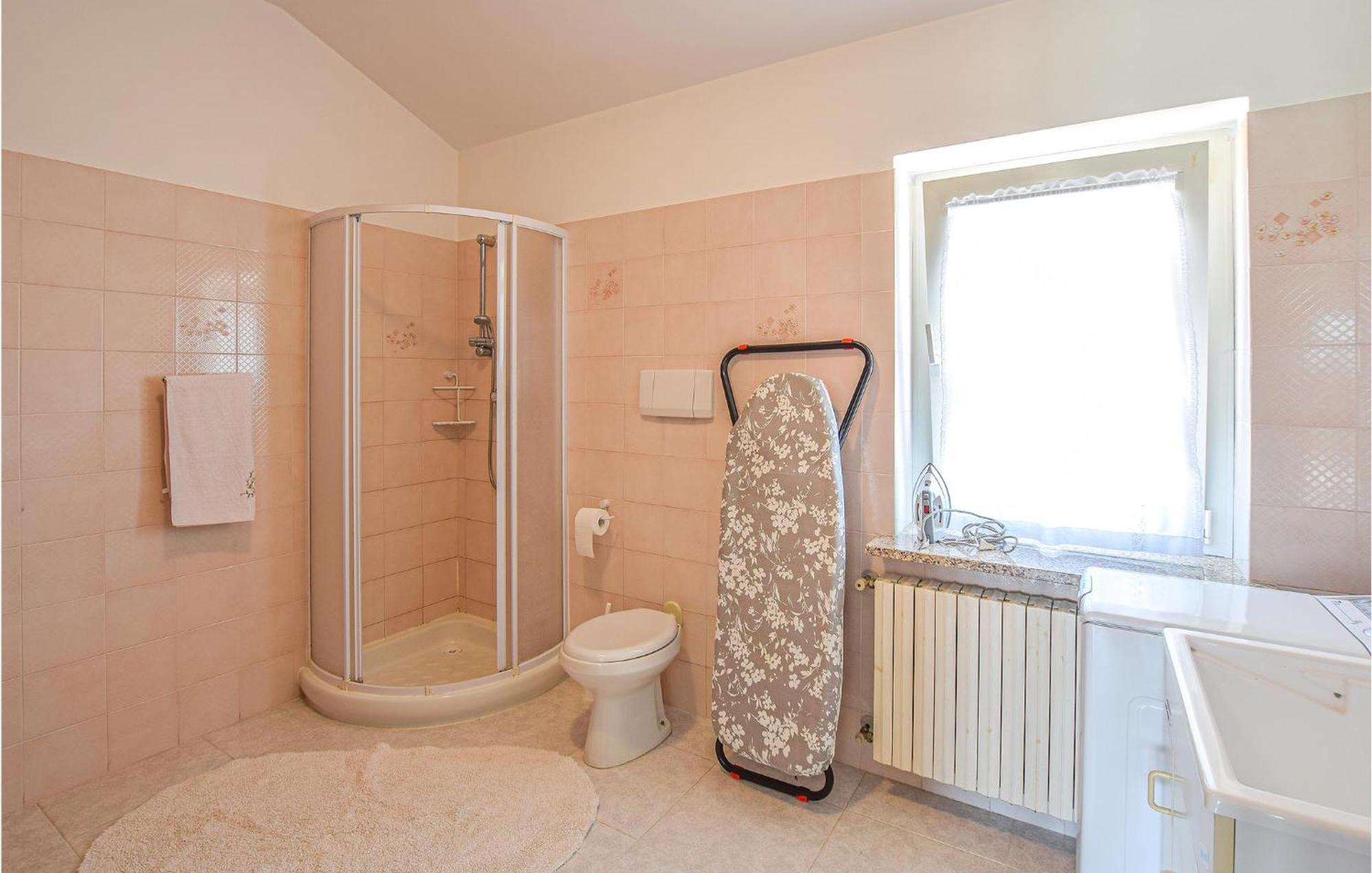 2 Bedroom Cozy Apartment In Grado Bagian luar foto