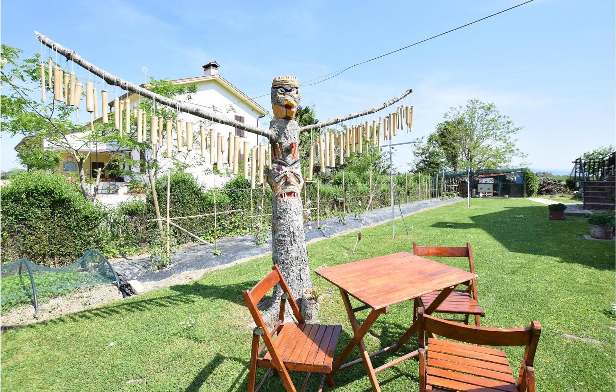 2 Bedroom Cozy Apartment In Grado Bagian luar foto